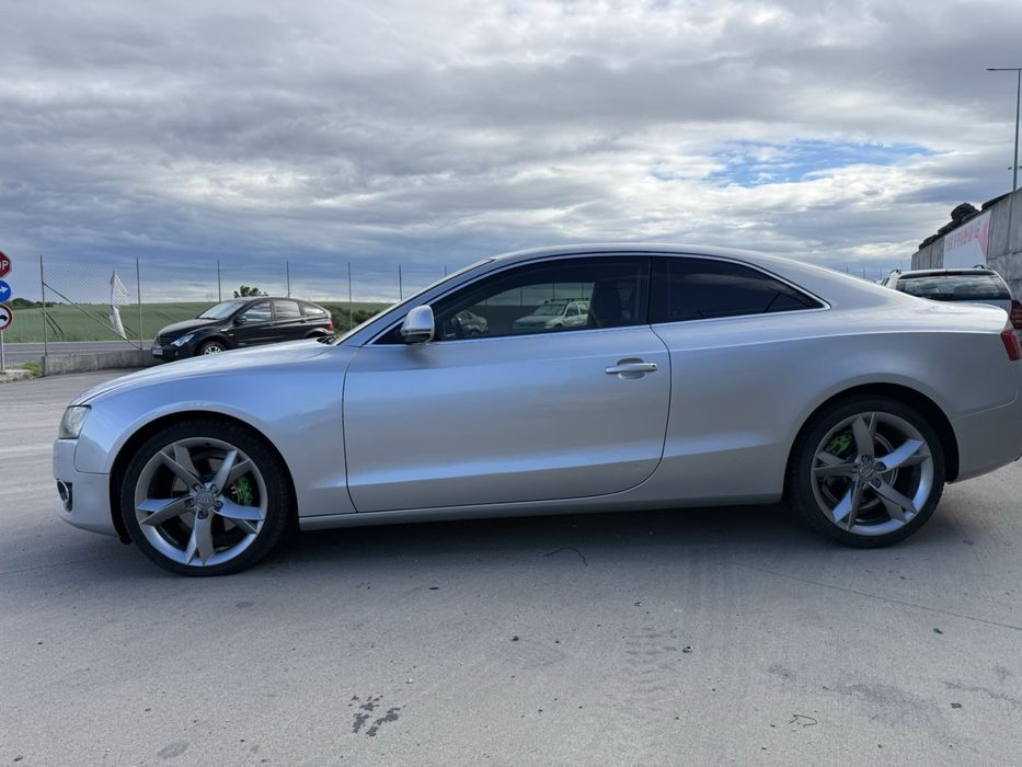 Audi A5 2.7 tdi 2009г