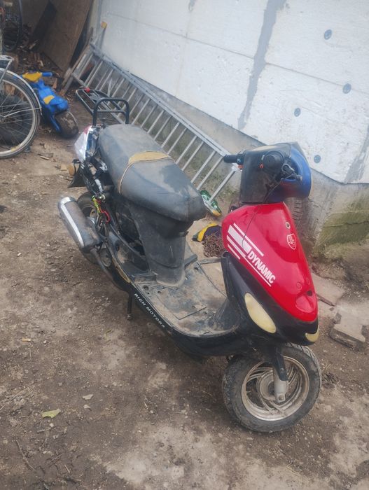 Scuter 4 timpi 80 ccm.