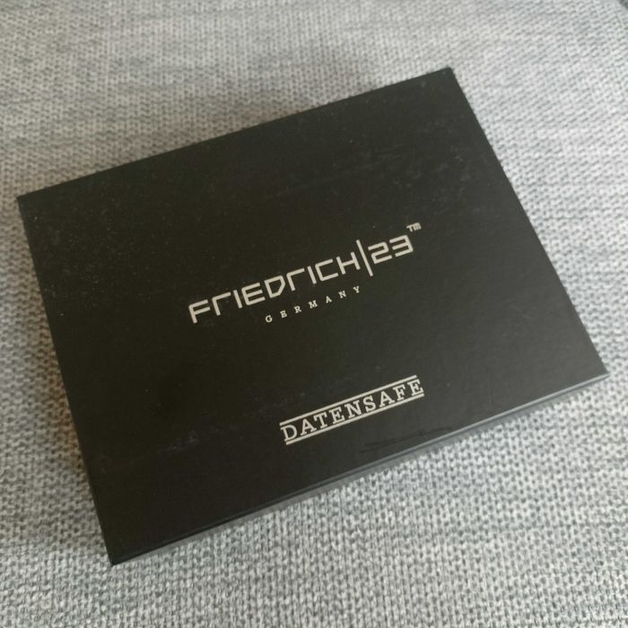 Портмоне Friedrich, Eстествена козя кожа, RFID защита, Щампа Мандала