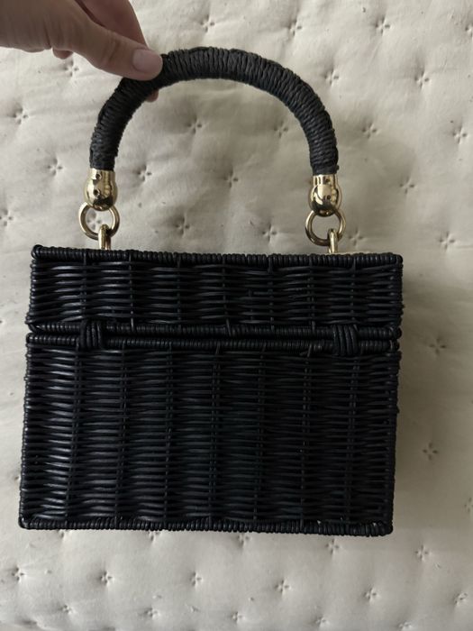 Сумочка плетенная ZARA