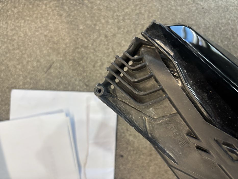 Far farove land rover range rover velar laser