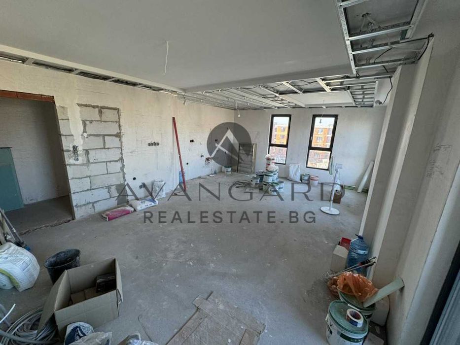 Продава се Тристаен апартамент в Пловдив, Кършияка - 141 кв.м за 723 €/кв.м - Снимка #1