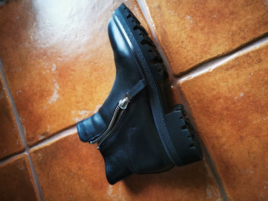 Vând ghete Anna Cori