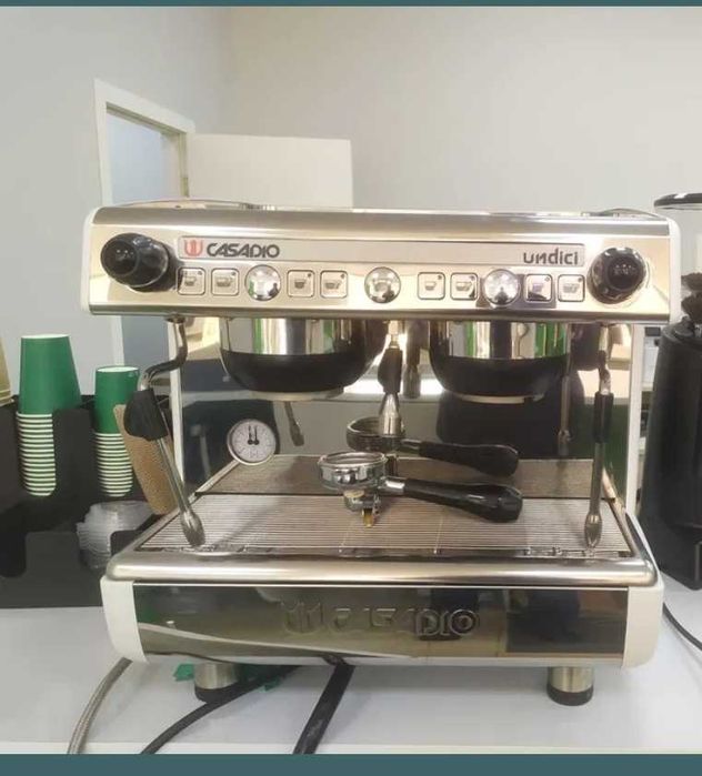 Кофемашина рожковая, продам