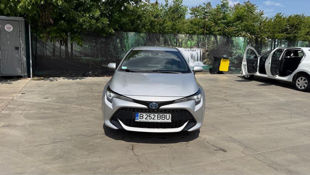 TOYOTA Corolla 2020 — imagine 1