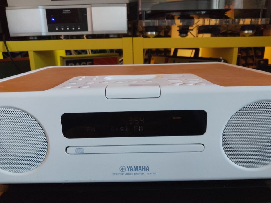 Radio/Cd Portabil Yamaha TSX 130 cu Telecomanda