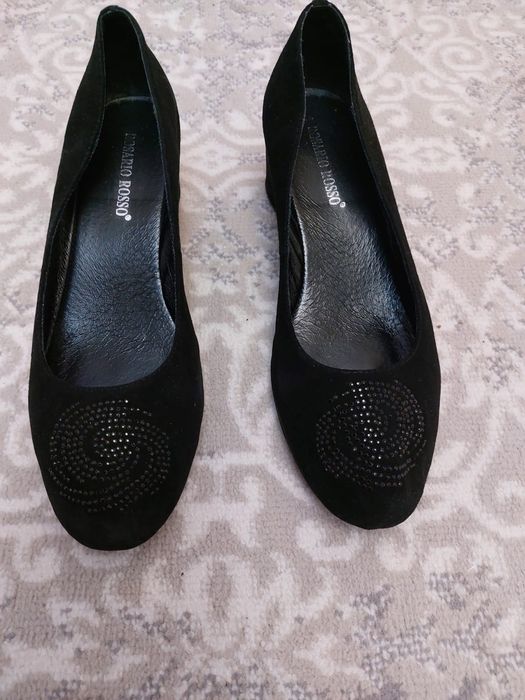 Продам туфли 40 размер