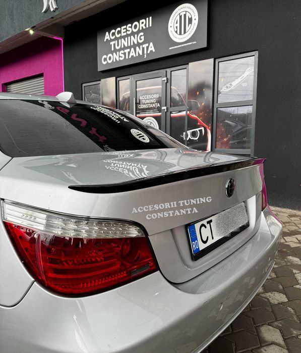 Eleron Portbagaj - BMW E60 M Performance Slim Negru Lucios