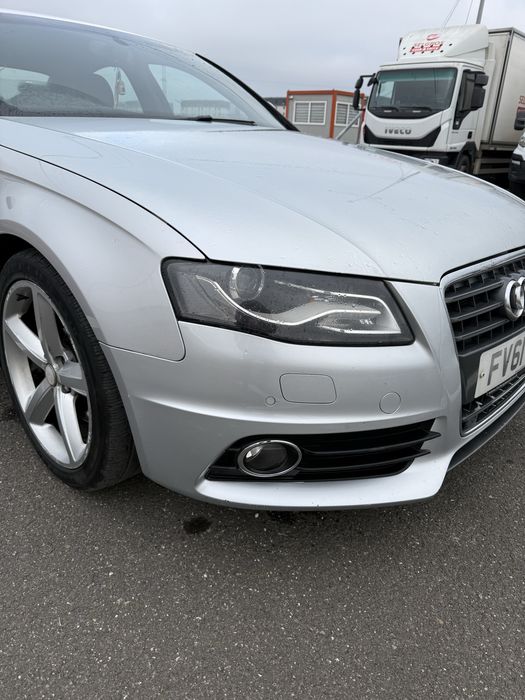 Far bixenon stanga dreapta audi a4 b8