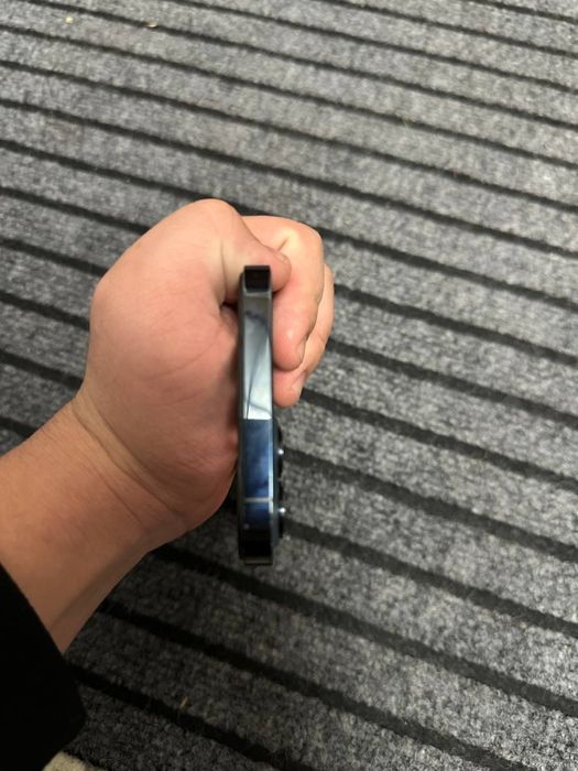 Iphone 12 pro max sunnatiga otib beriladi