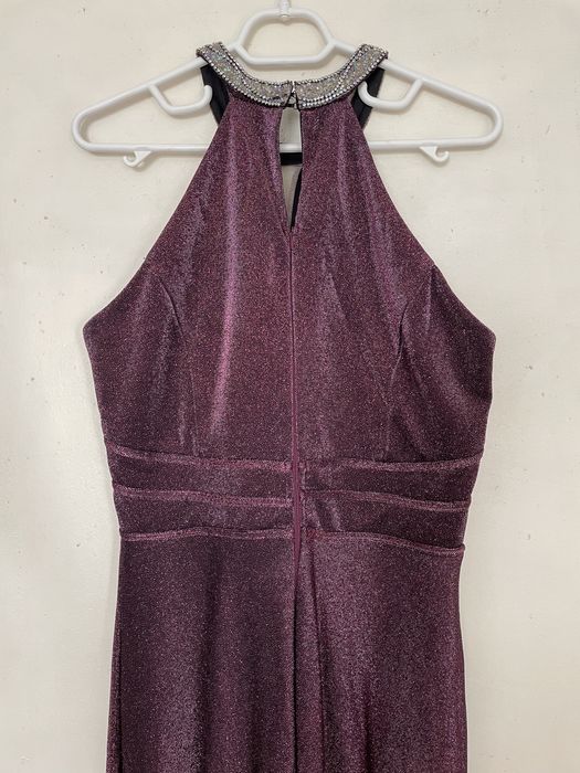 Официална рокля