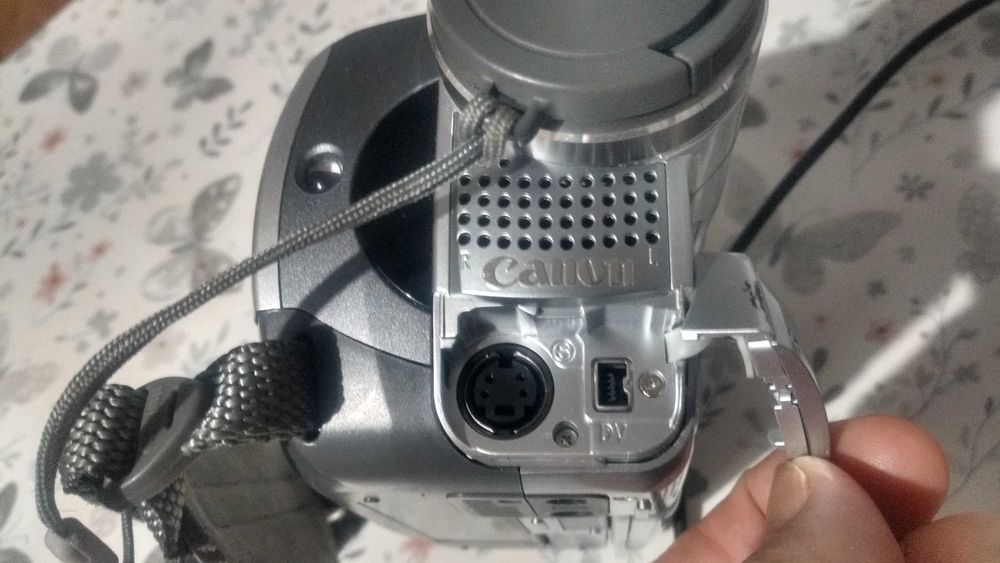 Vand camera video miniDV  Canon MVX250i