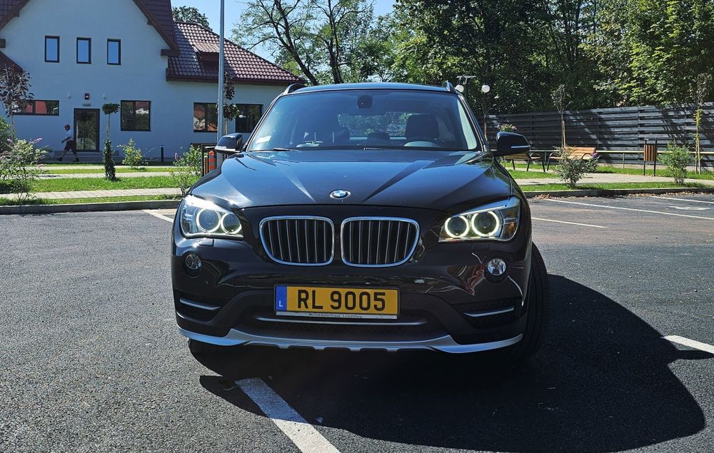 BMW X1 2015 — imagine 2