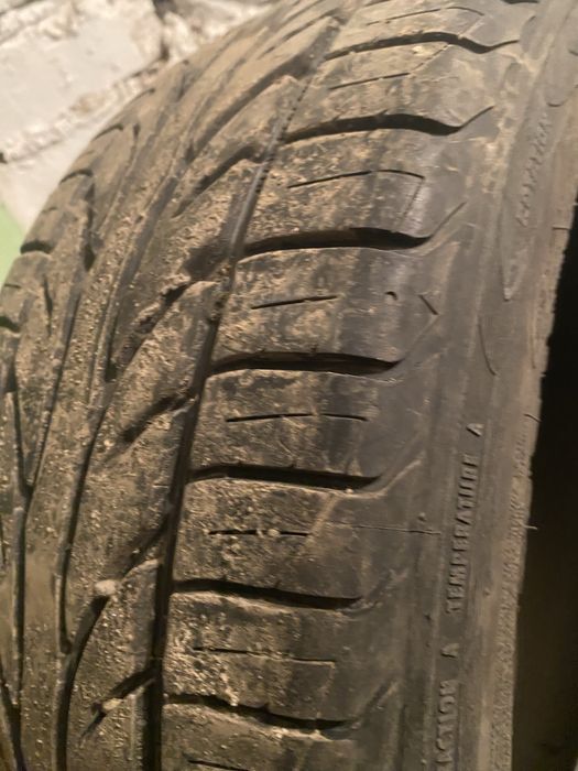 Резина 195/55/15 продам