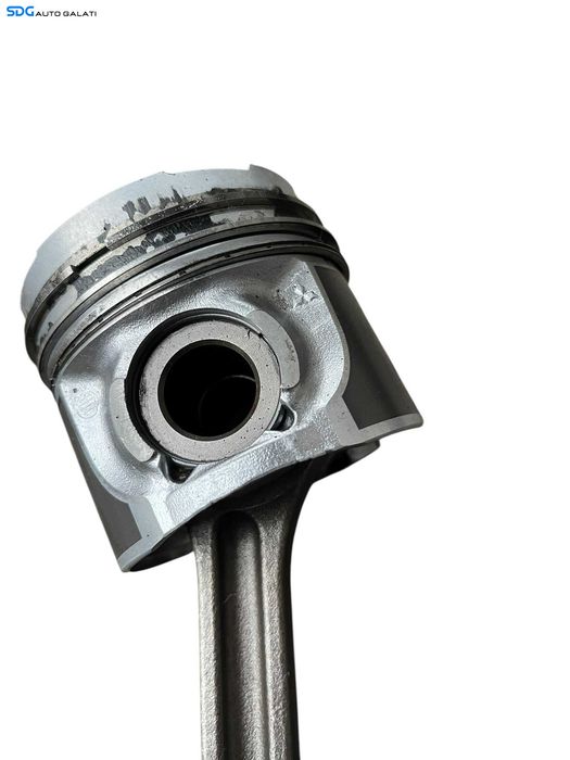 Piston Pistoane Complet cu Biela Biele Mitsubishi ASX 1.8 DI-D 2010 - 2019 Cod 1115A384 1110C205 [B4272]