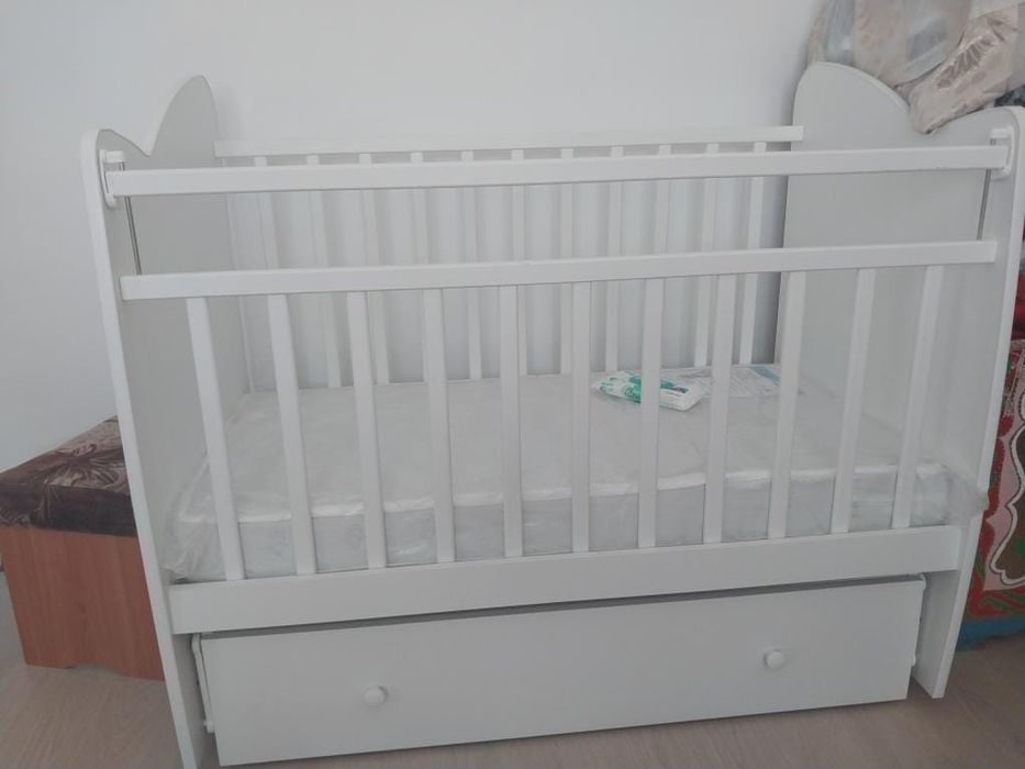 Сатылады,Диван и маниж десткий