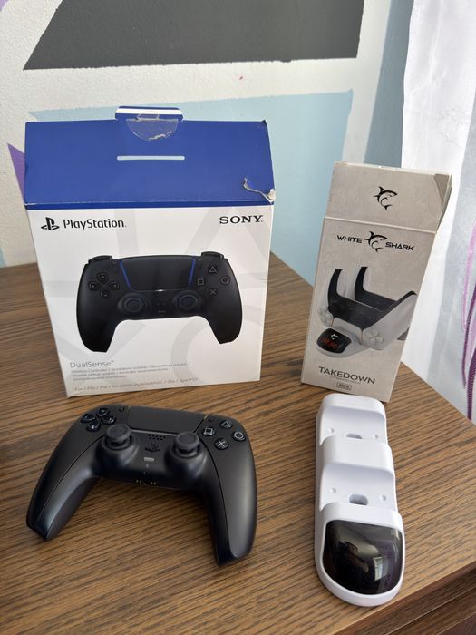 Vând Playstation 5