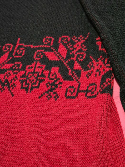 Pulover dama, rosu cu negru, 42-44, stare impecabila