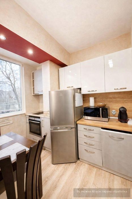 Тристаен апартамент под наем в кв. Кючук Париж