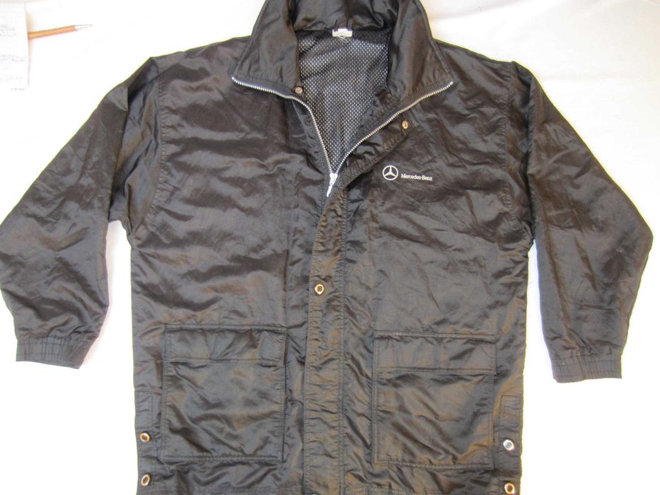 Geaca Mercedes,masura L,ploaie/vant,poliester,gluga,stare f.buna