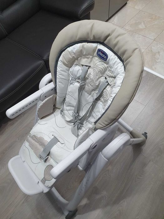 Scaun de masa pentru copii Chicco Polly Progress 5 in 1