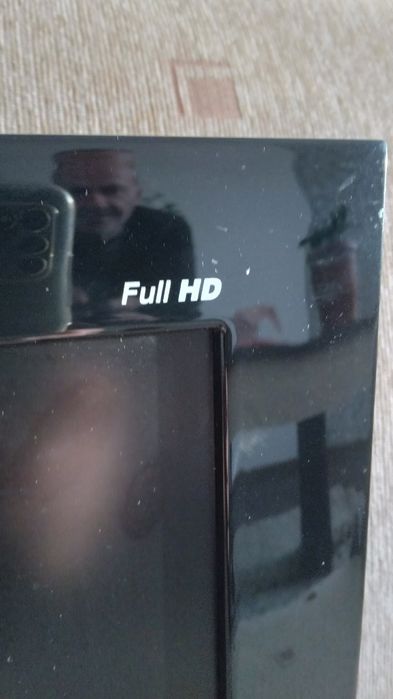 Телевизор 24 инча