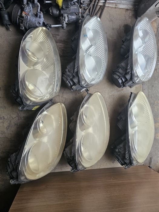 Far Vw golf 5 originale Dreapta