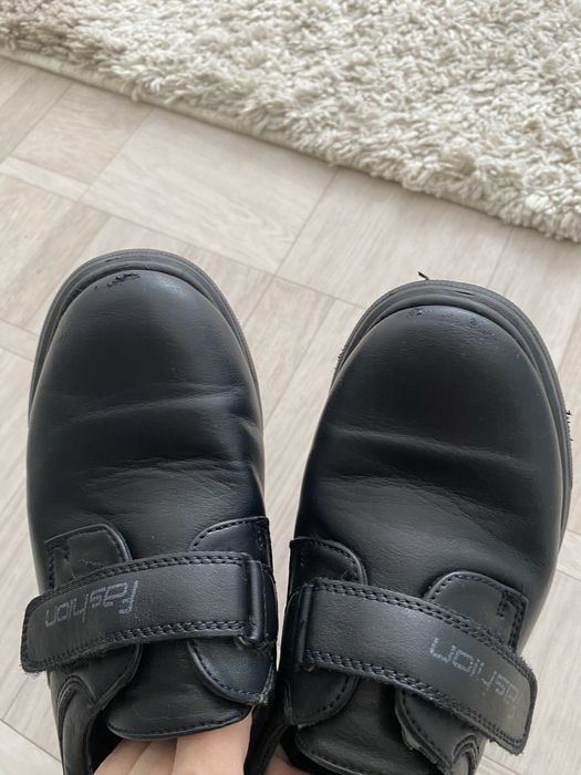 Школьный туфли для девоч и малч