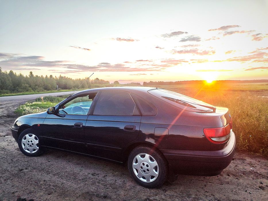Toyota Carina E 1.6