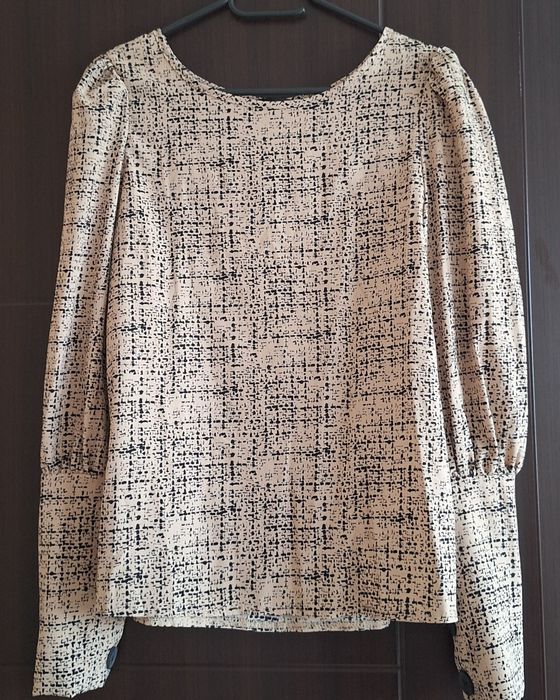 Дамски ризи 5 лв за брой