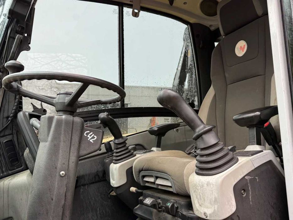 Колесные экскаватор WACKER NEUSON EW65