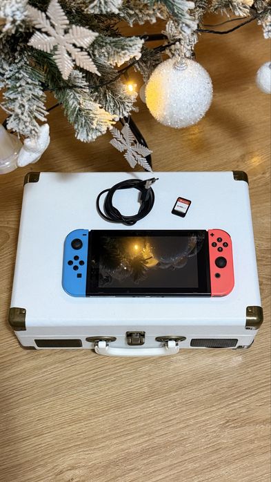 Consola NINTENDO Switch Perfect Functional + FIFA 18  ( doar Offline)