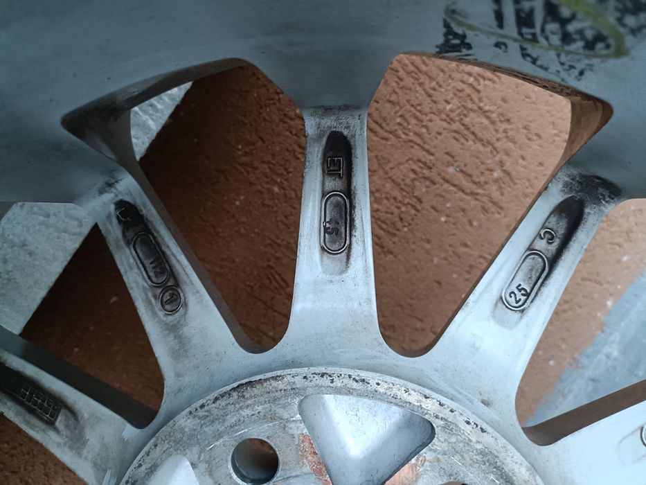 Vând jante "CMS" 16'