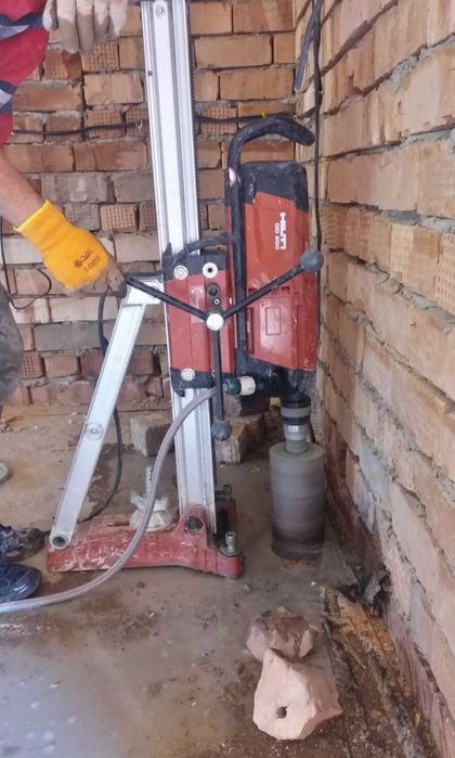 Алмазное сверление.