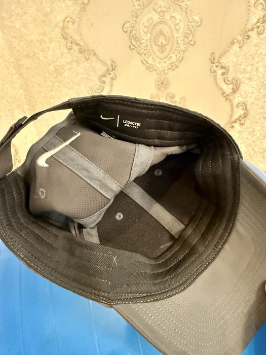 Продам Кепки. Loro Piano и Nike