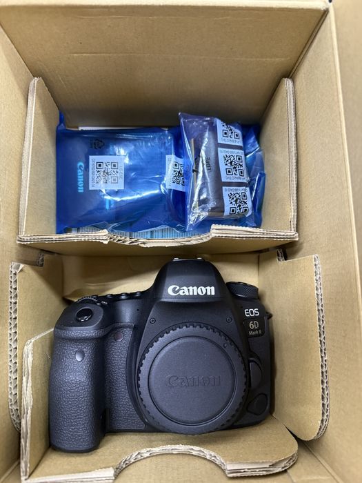 Фотоаппарат Canon 6D Mark II BODY