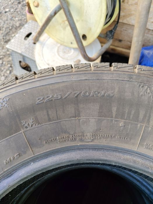 Продам зимнюю резину