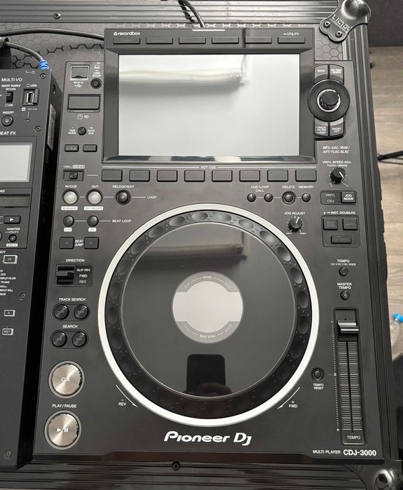 2 х Pioneer CDJ 3000 & 1 x Pioneer DJM A9 Подарък Кейсове UDG