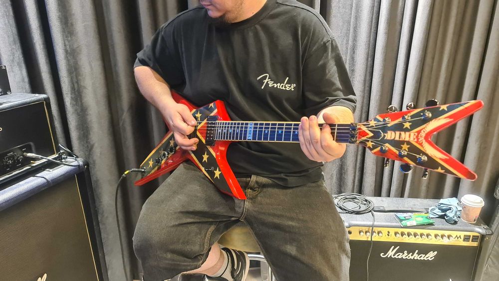 Chitara Dean Dimebag Dixie Rebel ( DXR ) + Hardshell Case Unicat in RO