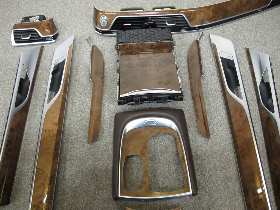 BMW G11 интерьорни лайсни