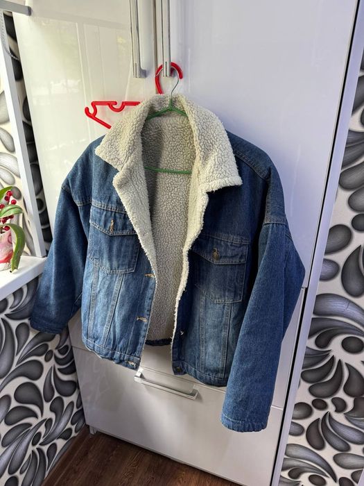 Продается Куртка женская