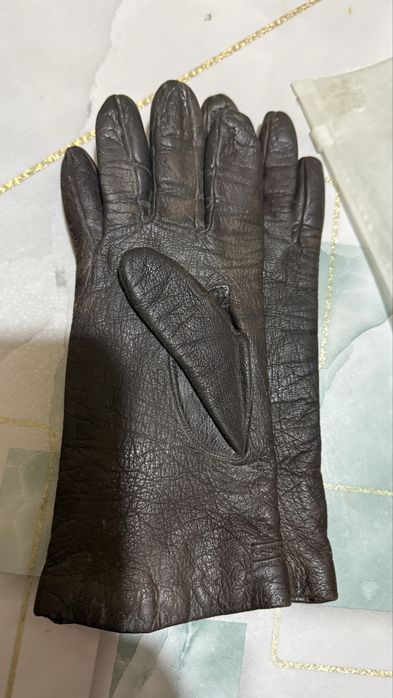 Перчатки кожанные женские