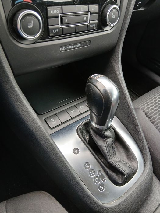 Golf 6 2012 AUTOMATA PARKASIST (parchează singura )