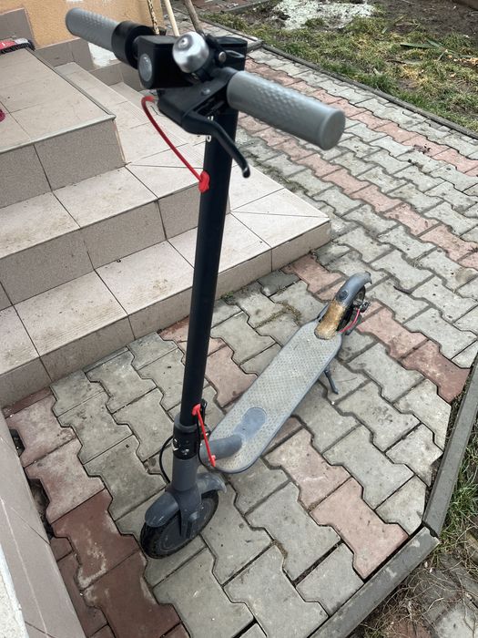 Trotinetă Electrică