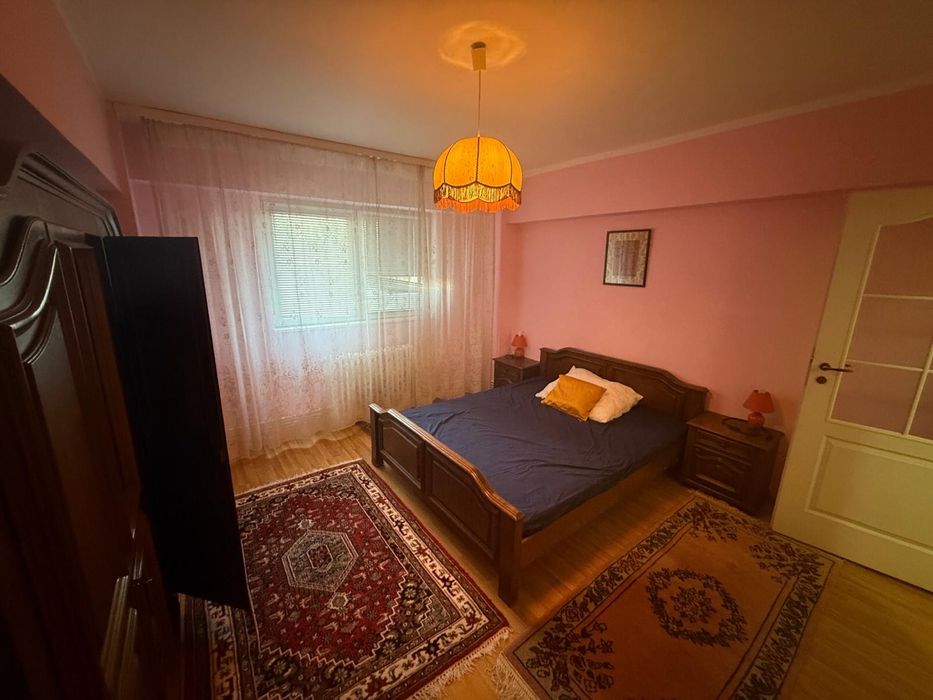 Ofer spre Inchiriere Apartament 4 Camere Zona Micro 17