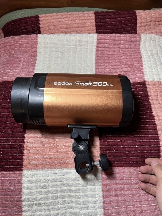 Импульсный свет Godox Smart 300 SDI