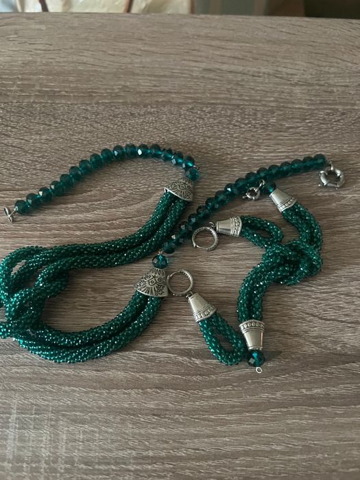 Продам набор красивый бижутерии
