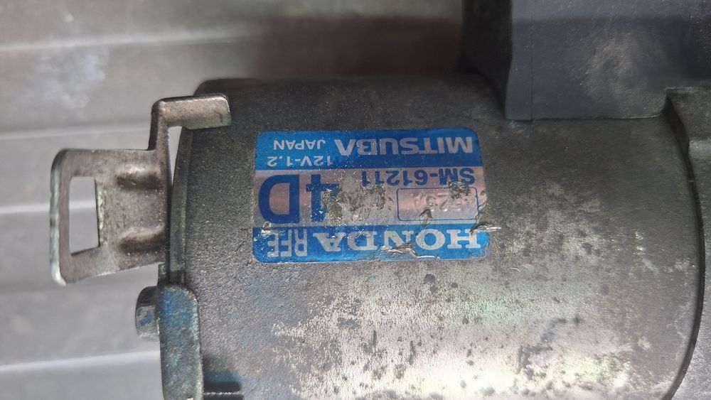Продам стартер хонда CRV 2