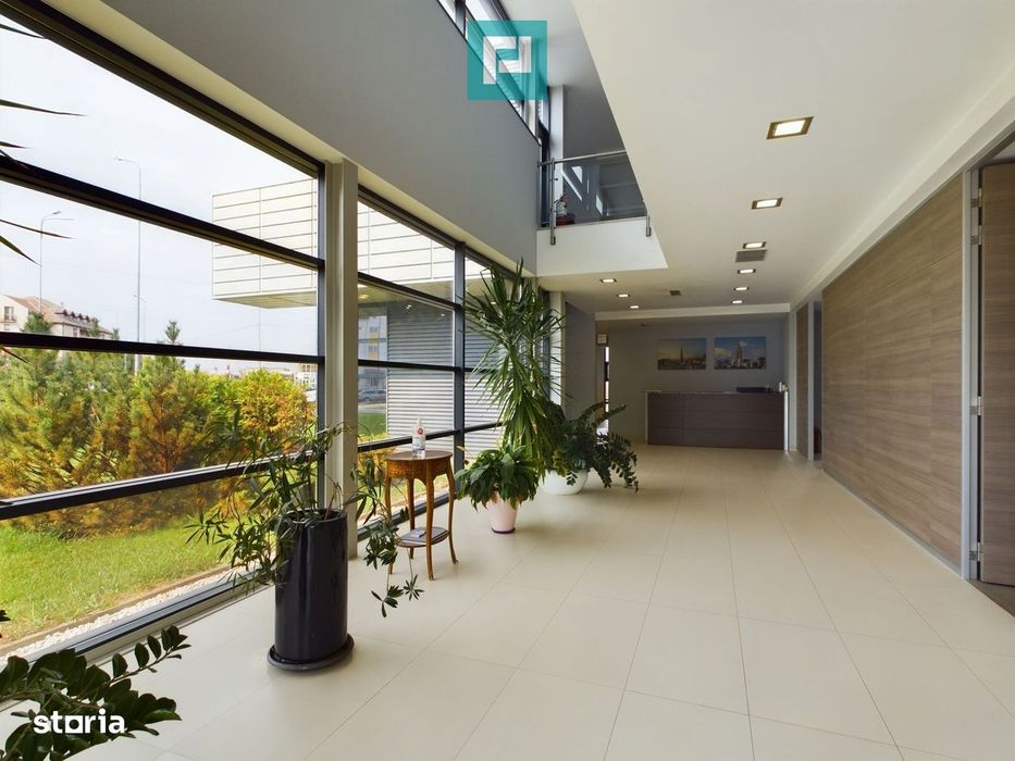 Spațiu comercial modern cu parcare proprie - Vedere 5