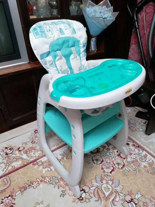 Продам стульчик для кормления